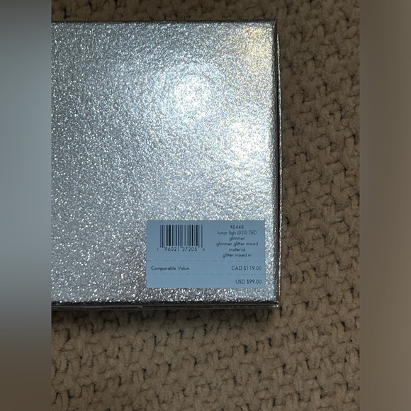 Kate Spade Silver Card/ID Holder NIB - Picture 5 of 6